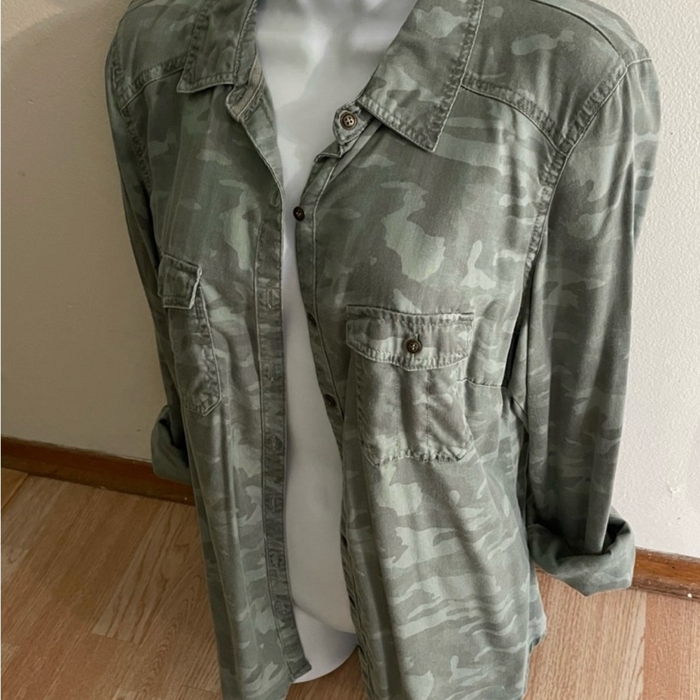 Green Camouflage Button-Up Shirt